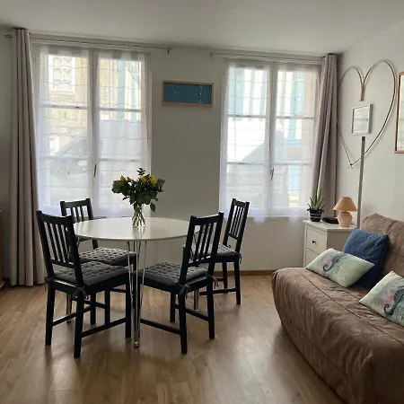 Le Pastel דירה *